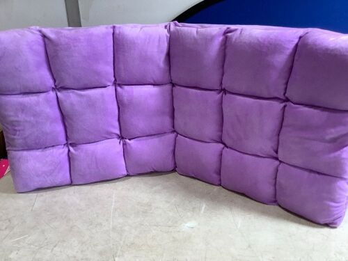 Purple Cushion - Lot 928