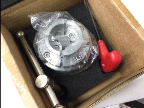WEN LA4275 2.75-Inch 4-Jaw Self-Centering Keyed Lathe Chuck Set with 1-Inch x 8TPI Thread,NEW - Lot 122