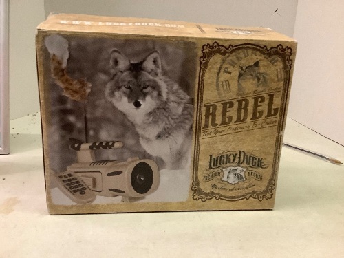 Rebel Lucky Duck Decoy, Missing Tail, Powers On, Ecommerce Return