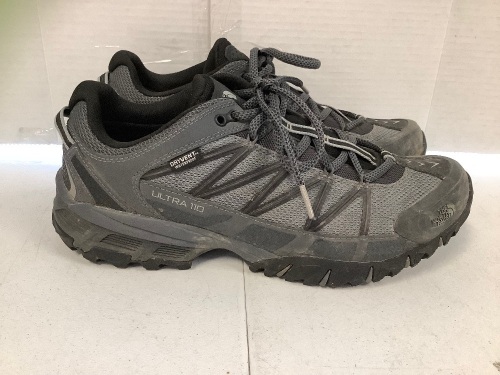 North Face Mens Hiking Shoes, 10.5, E-Commerce Return, Retail 119.99 - Lot 434