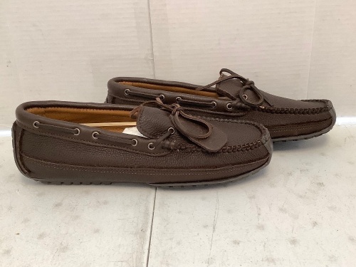 Minnetonka Mens Moccasins, 14, Appears New, Retail 99.95 - Lot 510