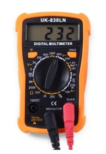 UK-830LN Digital Multimeter, Powers Up, E-Commerce Return, Retail 12.87 - Lot 519