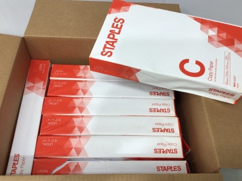 Box of 8 Reams Staples Legal Copy Paper, E-Commerce Return - Lot 107