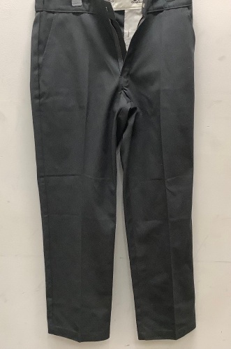 Dickies Mens Pants, No Size Tag, Waist it about 34", E-Commerce Return - Lot 249