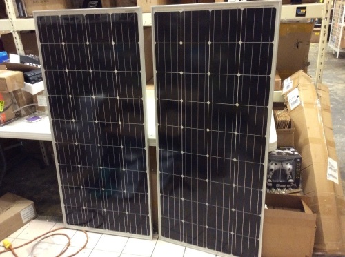 Lot of (2) ECO-Worthy 195W 12V Solar Panels - Appears New - Lot 69