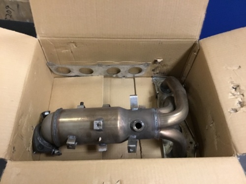 TOYOTA 25051-0H050 Exhaust Manifold - E-Comm Return  - Lot 582