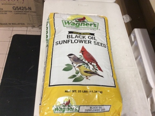 Wagners Black Oil Sunflower Seed Bird Food, 25 lb Bag - New - Lot 505