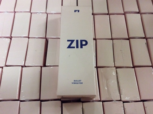 Lot of (200) Zip Bullet Vibrators - New - Lot 392