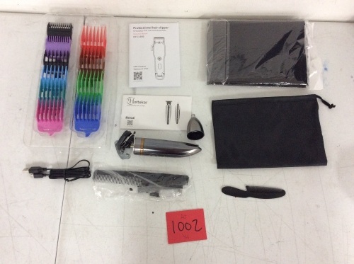 Hatteker Hair Trimmer and Accessories (NO CLIPPERS) - Lot 1002