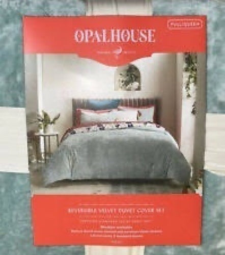 Reversible Velvet Comforter & Sham Set - Lot 1005