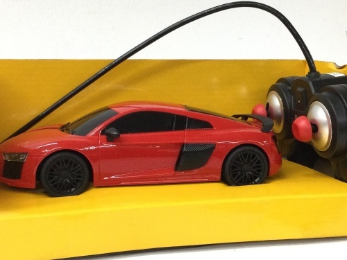 Audi R8 Remote Control Car,APPEARS NEW - Lot 52