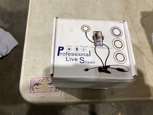 Lot of (5) Professional Live Stream Cell Phone Ring Lights - Lot 653