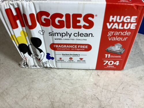 Huggies Simply Clean Baby Wipes, 704 ct  - Lot 387