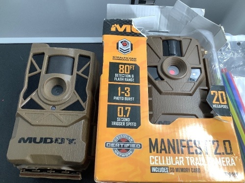 Lot of (2) Muddy Trail CAn, Powers On, Ecommerce Return