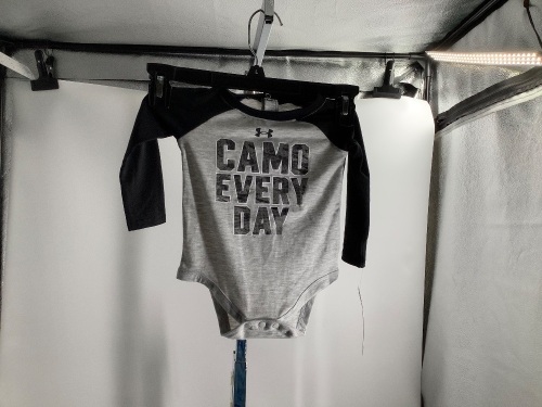 Under Armour Infant 2 Piece Set, 3/6 Months, Appears New