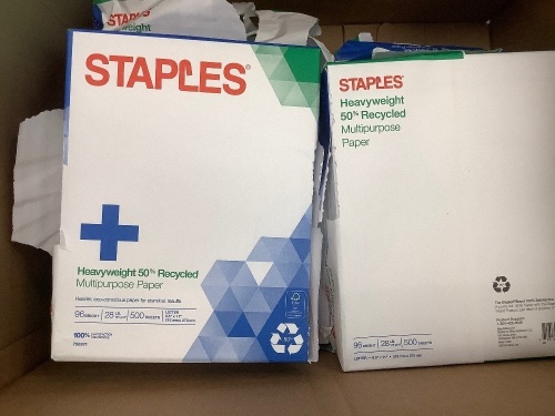 Box of 6 Staples Heavyweight Multipurpose Paper, E-Comm Return, Retail 92.34 - Lot 162