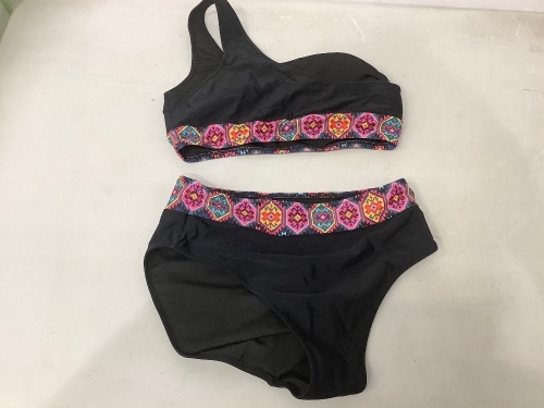 Womens Swim Suit, S, E-Comm Return - Lot 450