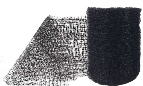 Feitore Garden Netting, Appears new, Retail 20.99 - Lot 482