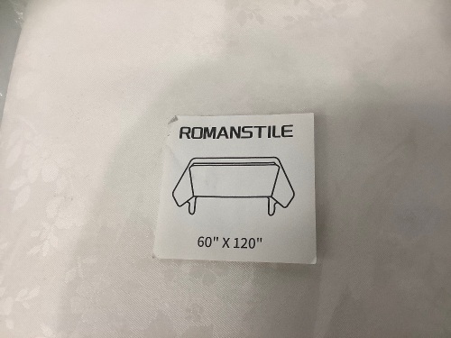 Romanstile Jacquard Rectangle Tablecloth 60x120, Appears new, Retail 21.99 - Lot 543