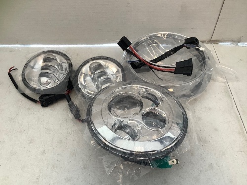 7" Round Harley Davidson Motorcyle Headlight Kit, Appears new, Retail 109.00 - Lot 221