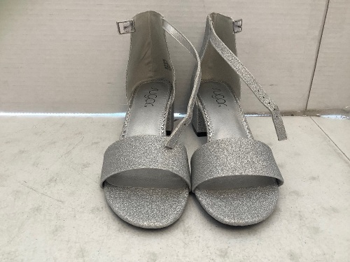 Womens Dress Sandals, 7.5M, Appears New - Lot 67