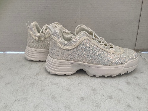 Womens Glitter Shoes, 7, Appears New - Lot 341