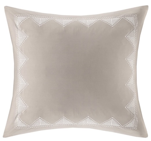 INK+IVY Single Euro Sham, Appears New, Retail 32.99 - Lot 564