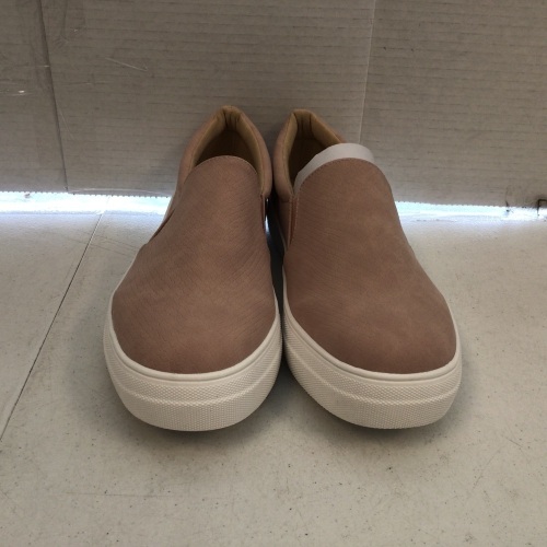 Womens Slip On Shoes, 10, E-Comm Return - Lot 423