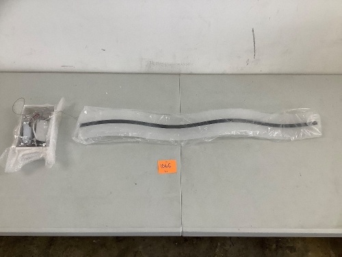 Light Fixture - Lot 1065