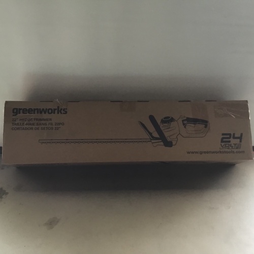 Greenworks 22" Hedge Trimmer, 24V, Like New, retail - $94.99 - Lot 62