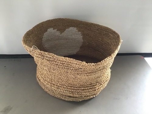 Raffia Heat Basket, Like New, Retail - $59 - Lot 68
