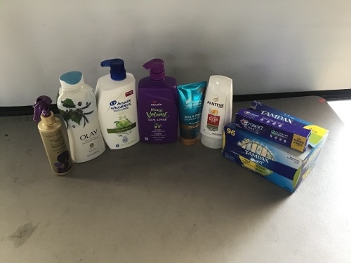 Miscellaneous Womens Personal care Items, LOT of 8, Neew - Lot 72
