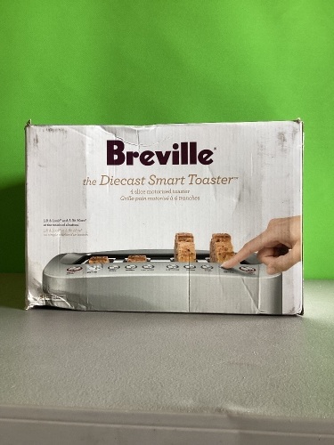 Breville, Diecast Smart Toaster, 4 Slice, Like New, Retail - $179 - Lot 98