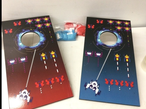REC-TEK Table Top Bean Bag Toss Set,APPEARS NEW - Lot 58