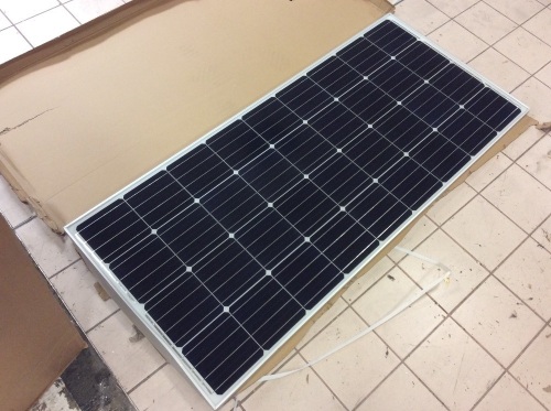 Eco-Worthy Solar Module ICO-SMC-195W - Appears New with Cosmetic Damage, Untested - Lot 752