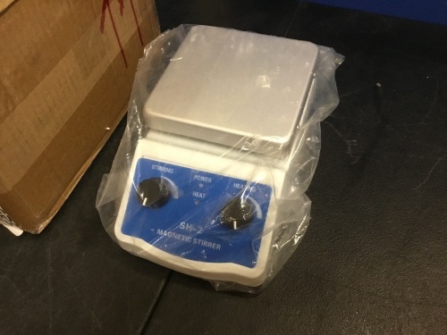 Magnetic Stirrer with Heater - Appears New - Lot 854