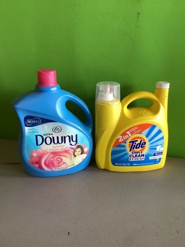 LOT of 2, Laudry Combo, Tide 2-in-1 Detergent 128OZ/Downy Ultra 129OZ, New, Retail - $21 - Lot 161