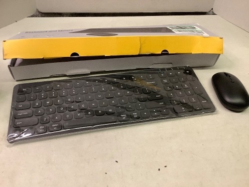 Wireless 2.5G Dual Mode Keyboard and Mouse, Appears New - Lot 14