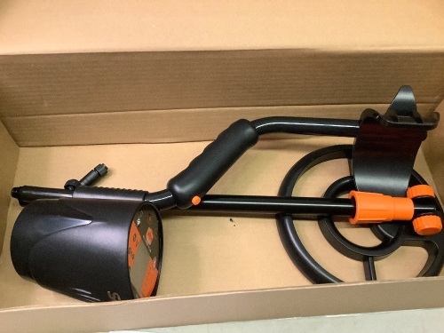 Underground Metal Detector, Appears New - Lot 15