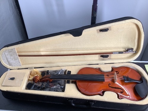 Vizcaya Full Size Starter Violin Kit, Appears New - Lot 166