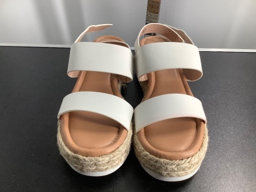 Lakigo Wome's Sandals, 6, Appears New - Lot 178