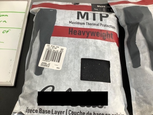 Lot of (2) Men's Thermal, XL, Appears New - Lot 381