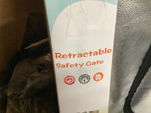 Retractable Safety Gate, Appears New - Lot 392