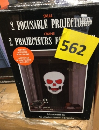 2 Focusable Skull Projectors Halloween Lights Indoor/outdoor, Motion Activated - Lot 562
