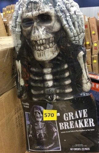 Grave Breaker Halloween Decoration, Posable Arms, Ground Stake, 2 Pieces - Lot 570