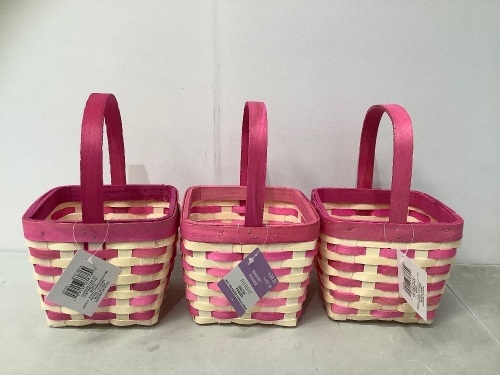 Lot of (3) Easter Baskets, Appears new, Retail 29.97 - Lot 312