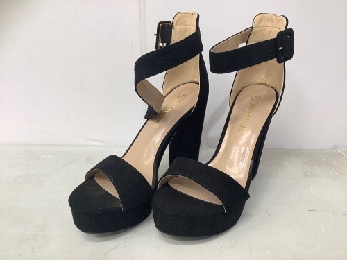 Dream Pairs Womens Dress Heels, 7, Appears New, Retail 45.99 - Lot 396