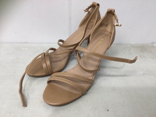  Dream Pairs Women's Strappy High Heel Sandals, 9, Appears new, Retail 35.99 - Lot 130
