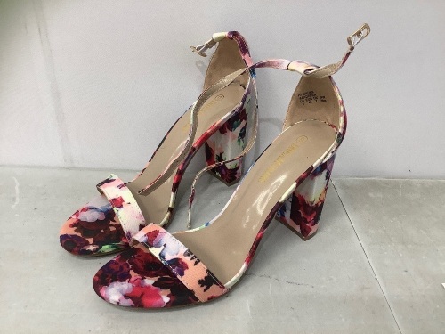 Dream Pairs Women's Chunky High Heel Pump Sandals, 9, Appears New, Retail 48.99 - Lot 131