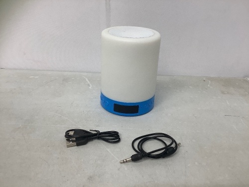 Touch Lamp Speaker, Powers Up, Appears new, Retail 16.99 - Lot 381